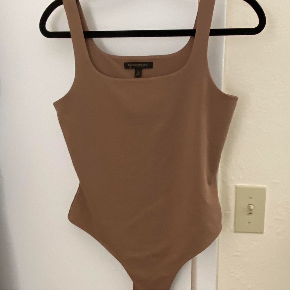NWOT BANANA REPUBLIC tan tank top body suit.